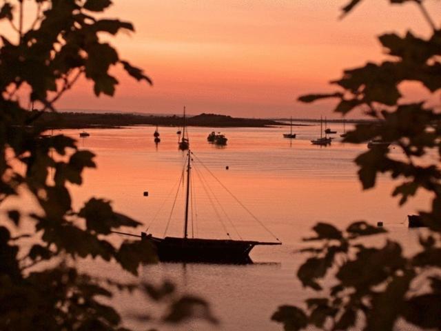 Gasthof Kinvara Guesthouse